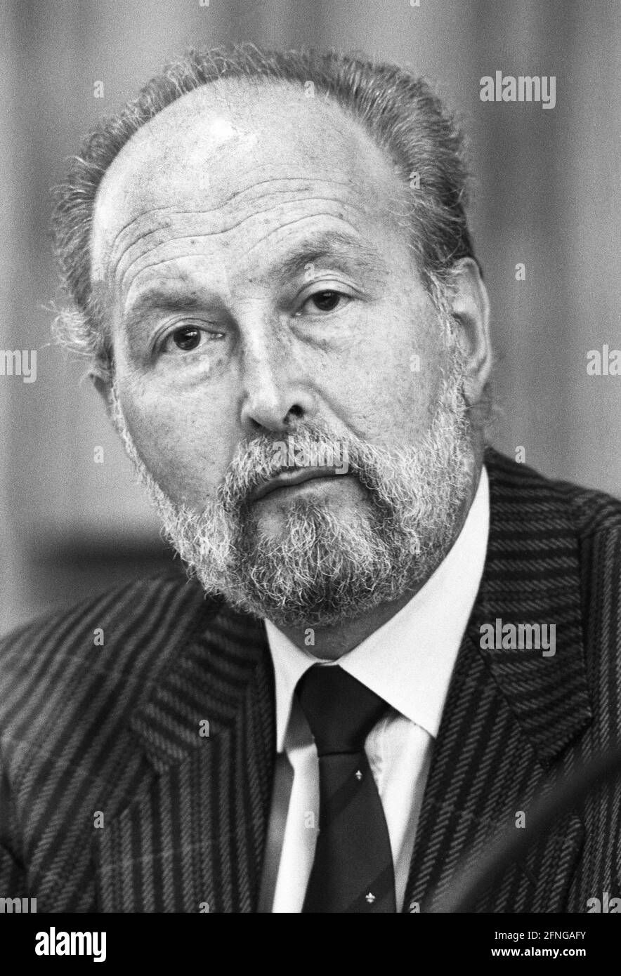 Germania, Bonn, 24.10.1989. Archivio n.: 10-20-26 Conferenza stampa con il Ministro federale Foto: Hans A. Engelhard, Ministro della giustizia [traduzione automatizzata] Foto Stock
