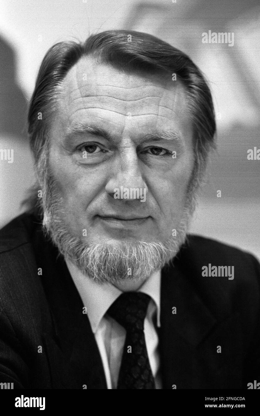 Germania, Siegen, 03.02.1990 Archive-No.: 13-11-04 SPD-NRW-state Party Congress Foto: Klaus Matthiesen, Ministro dell'ambiente, della pianificazione regionale e dell'agricoltura [traduzione automatizzata] Foto Stock