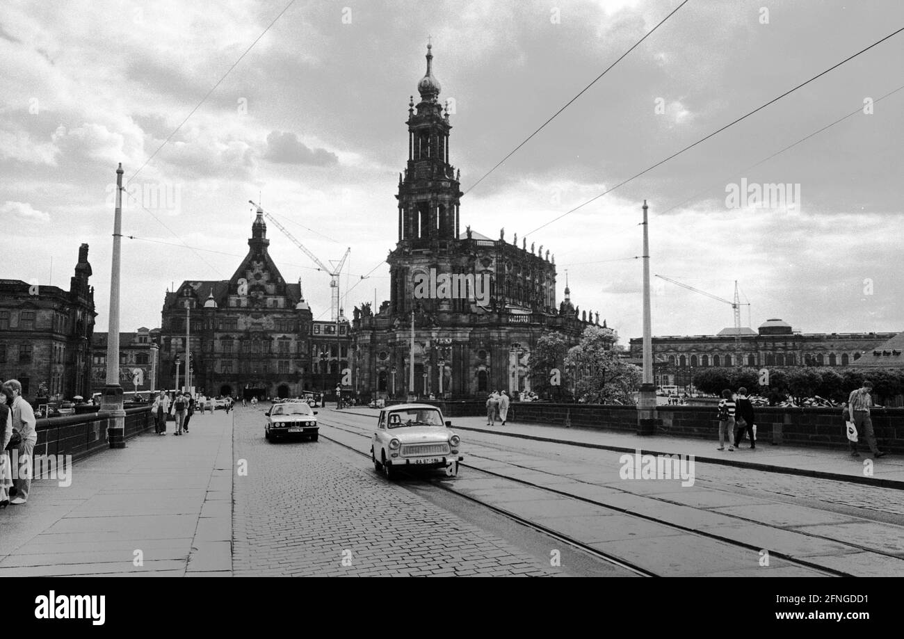 GDR, Dresden, 19.05.1990 Archiv-No.: 16-44-22 Stadtfotos Dresden Foto: La Chiesa di Martin Lutero [traduzione automatizzata] Foto Stock