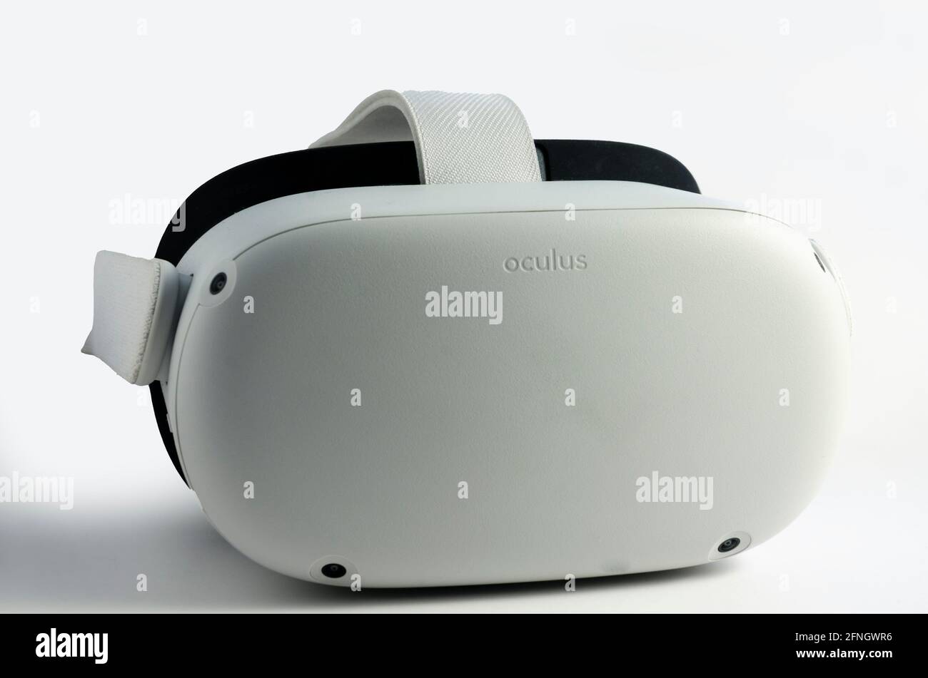 Oculus quest 2 Virtual Reality Headset isolato Foto Stock