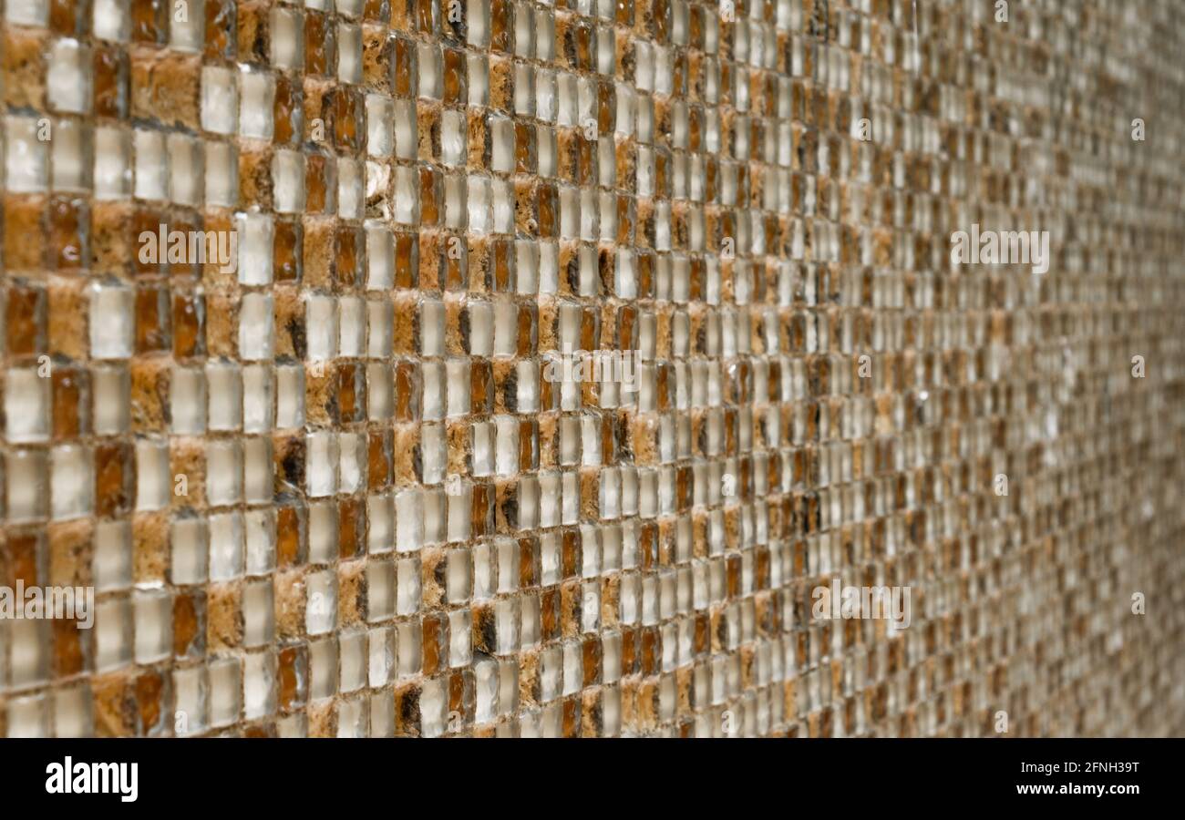 Struttura in vetro e ceramica con luce calda e limitata profondità di messa a fuoco Foto Stock