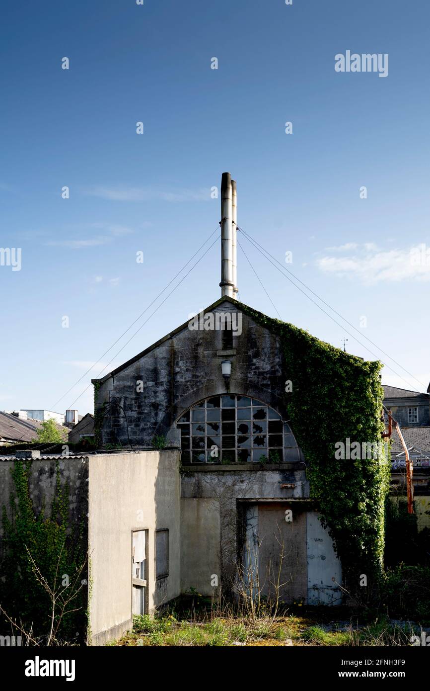 Abbandonata piccola fabbrica Foto Stock