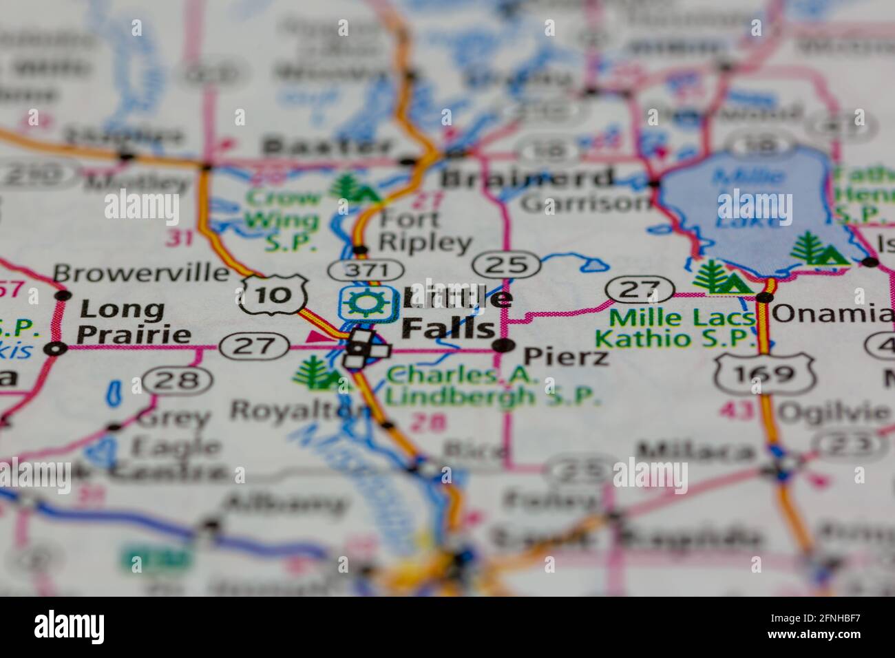 05-17-2021 Portsmouth, Hampshire, Regno Unito, Little Falls Minnesota Stati Uniti visualizzati su una mappa geografica o su una mappa stradale Foto Stock
