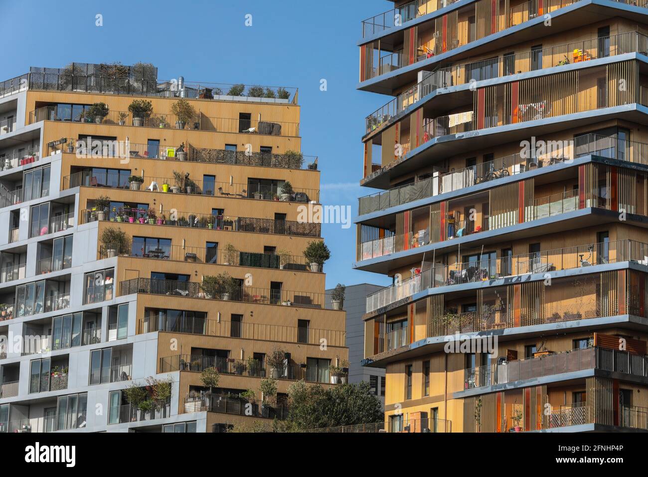 ALTI EDIFICI AD APPARTAMENTI I PARIS Foto Stock
