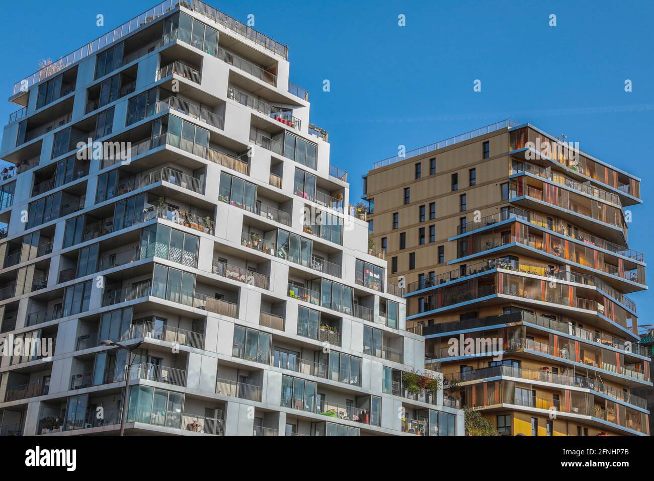 ALTI EDIFICI AD APPARTAMENTI I PARIS Foto Stock