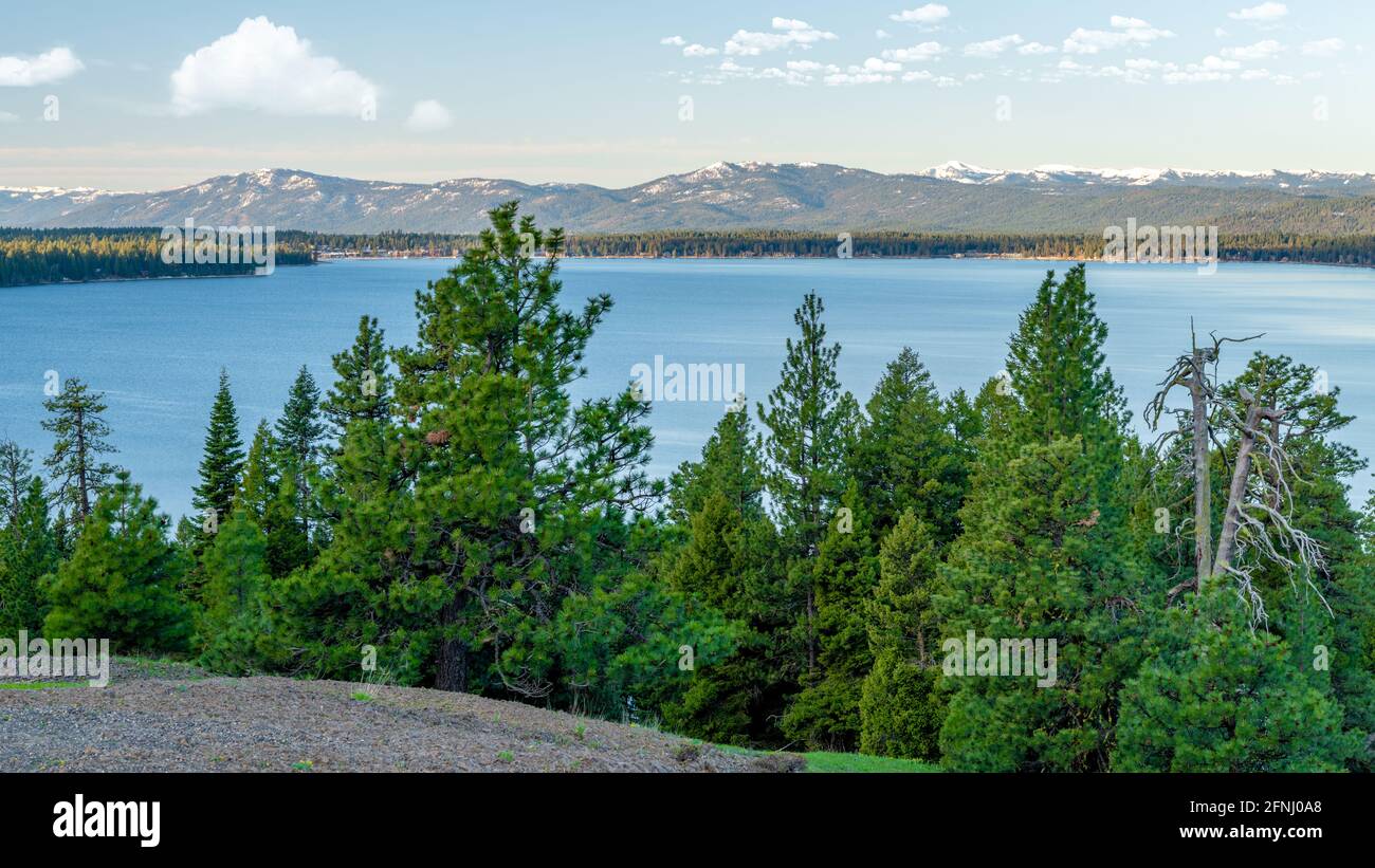 Vista mattutina sul lago Payette in Idaho IF McCall Foto Stock