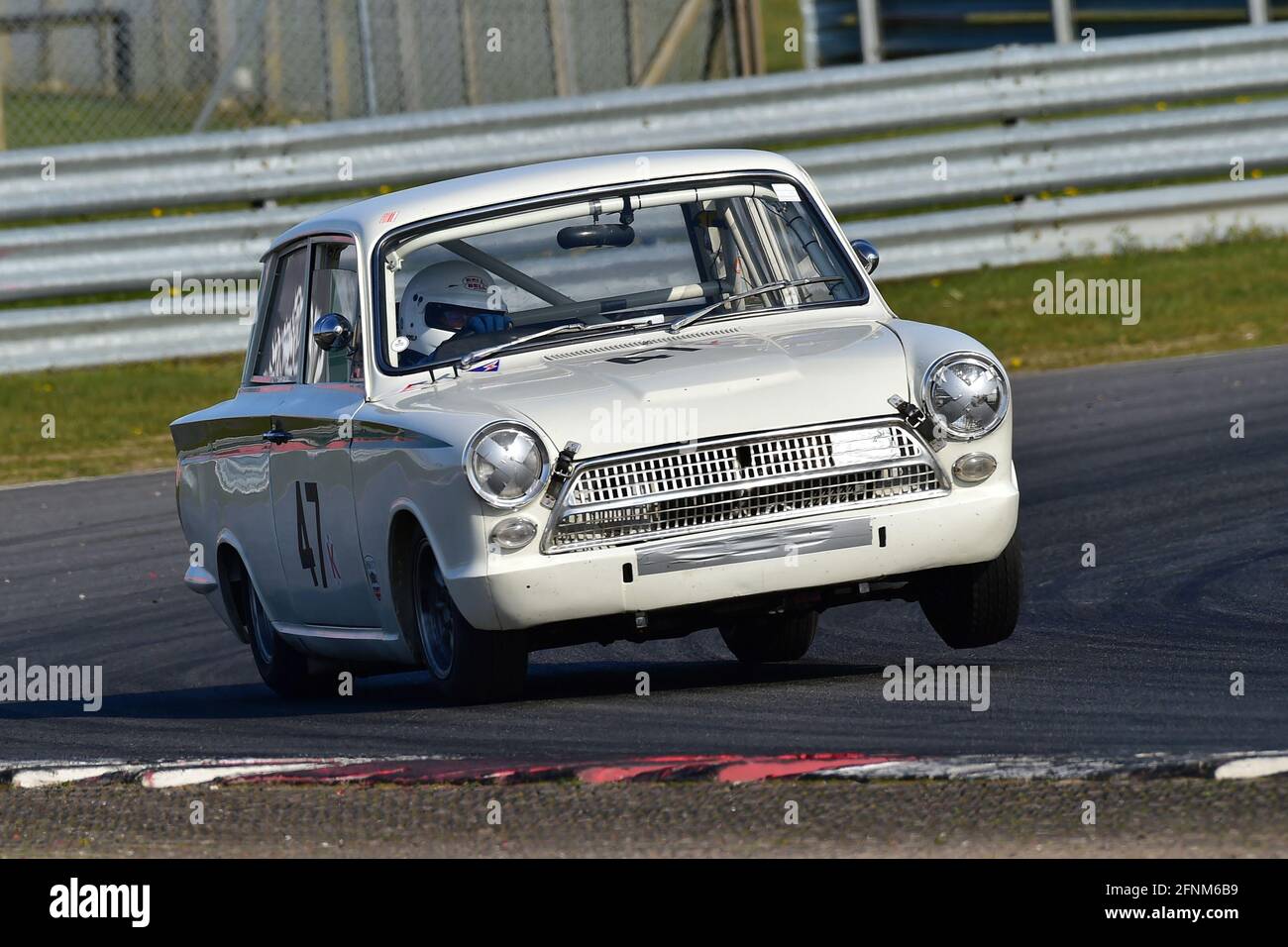 Nigel Cox, Ford Lotus Consul, Ford Lotus Cortina, Historic Touring Car Championship, Historic Sports Car Club, HSCC, Jim Russell Trophy Meeting, aprile Foto Stock