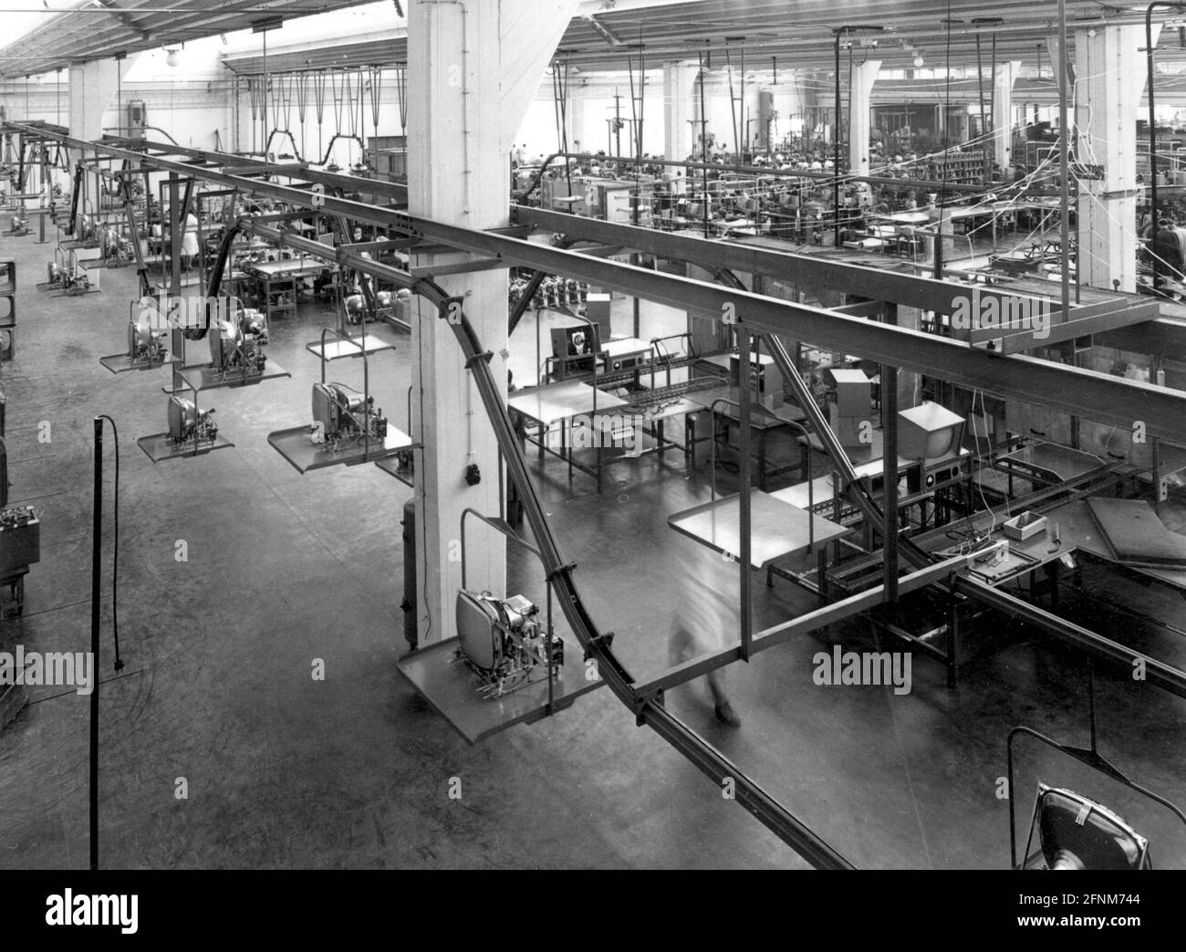 Industria, televisore, costruzione di fabbrica, Grundig, circa anni '60, INFORMAZIONI-AGGIUNTIVE-DIRITTI-AUTORIZZAZIONE-NON-DISPONIBILI Foto Stock