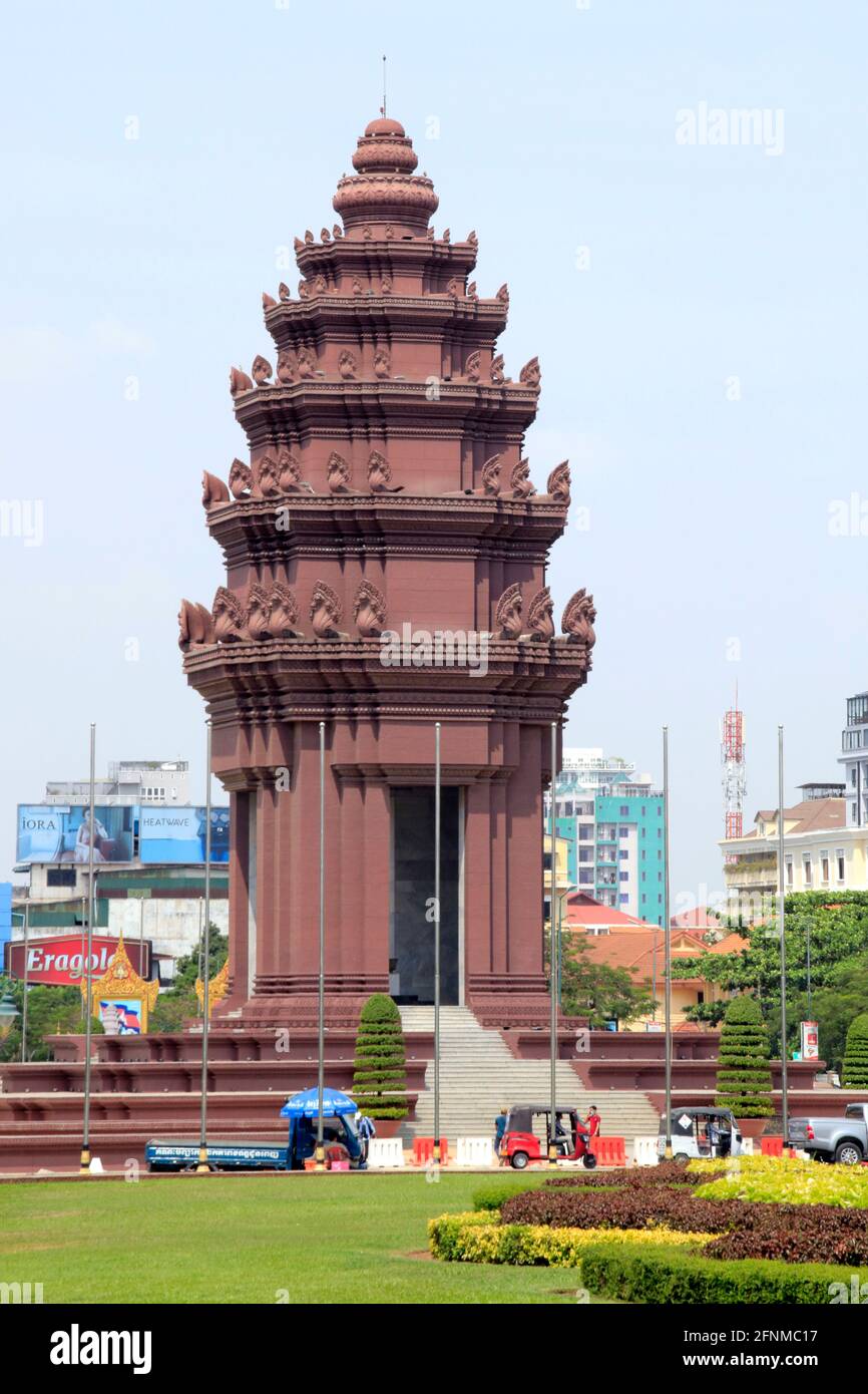 Il Monumento dell'Indipendenza a Phnom Penh Cambogia Foto Stock