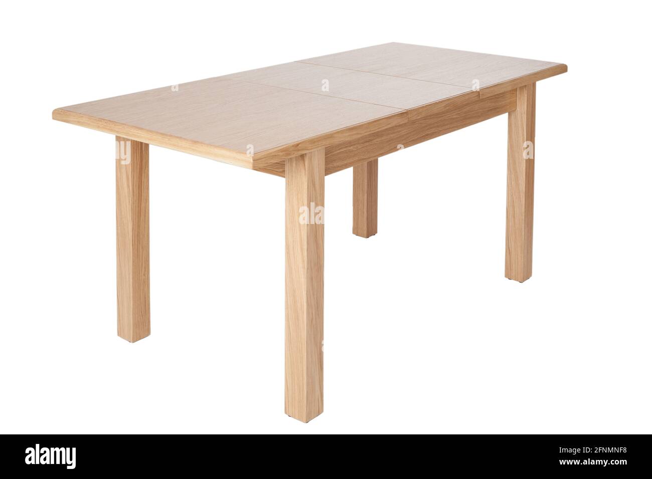 Tavolo moderno in legno isolato su sfondo bianco. Cucina tavolo da pranzo. Foto Stock