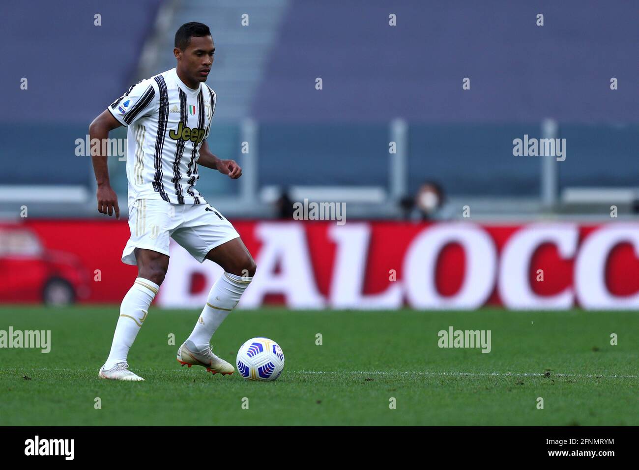 Alex Sandro della Juventus FC in azione durante la Serie A match tra Juventus FC e FC Internazionale. Foto Stock