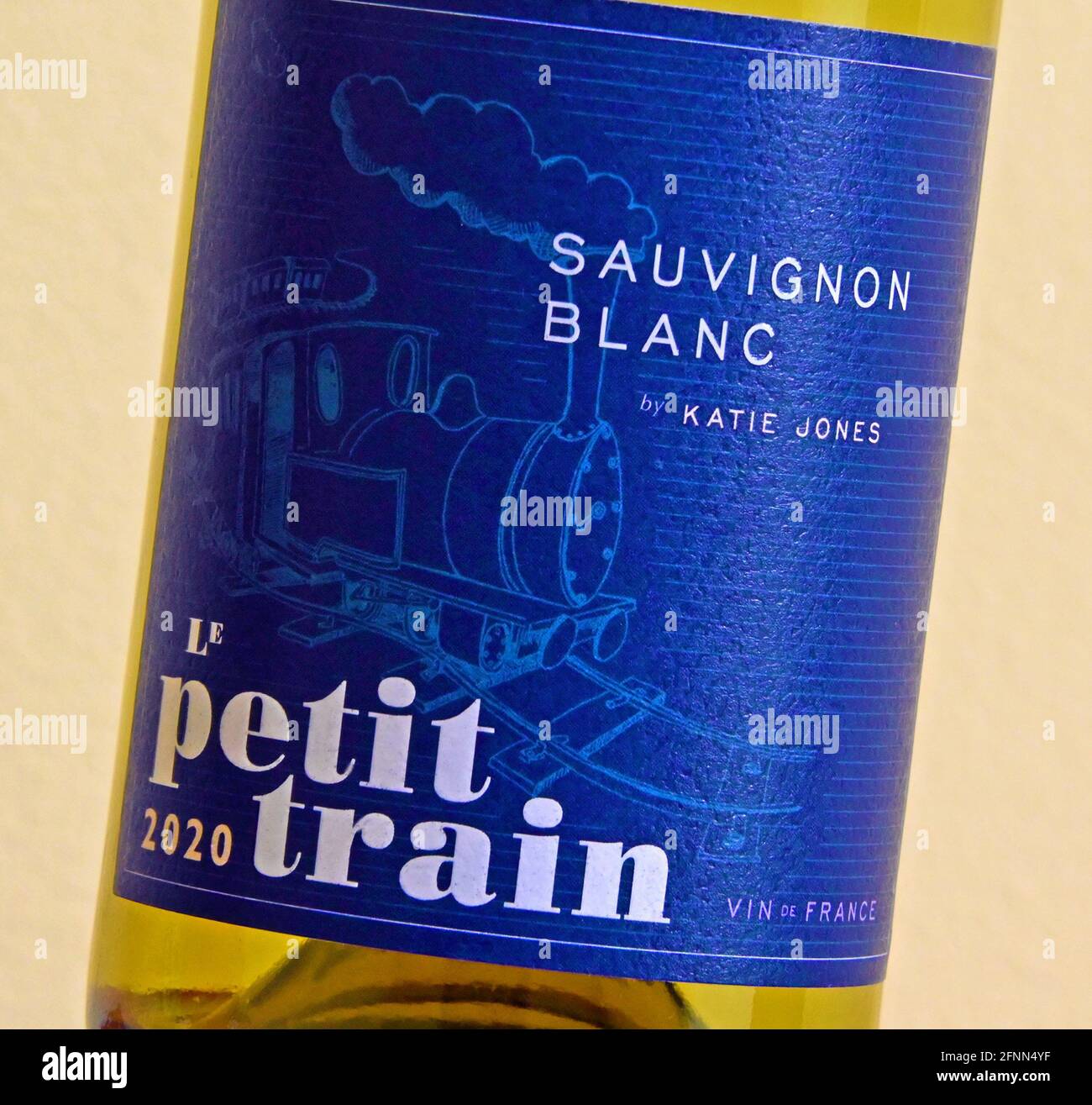 Etichetta del vino. Le Petit Train. Sauvignon Blanc di Katie Jones. VIN de France. 2020. Foto Stock
