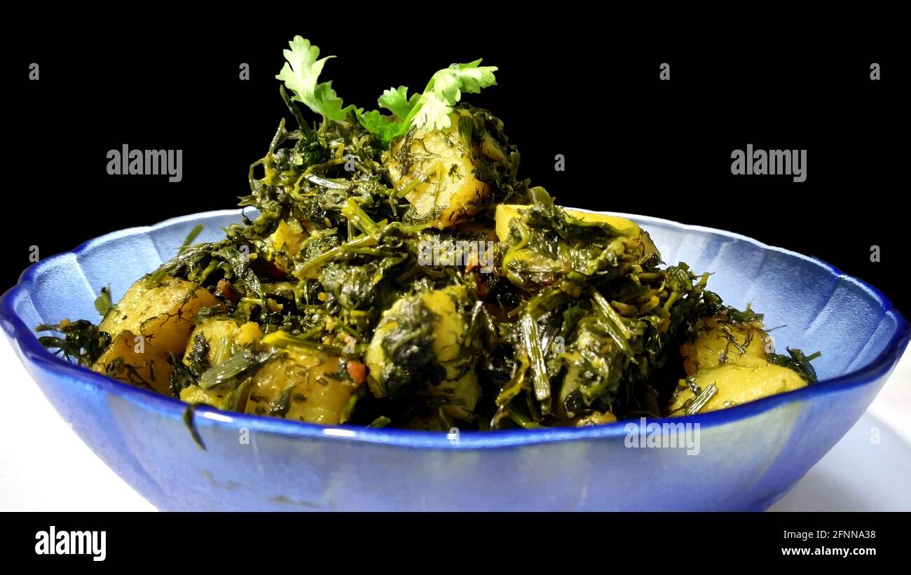 Fenugreek & potato sabzi o Aloo Soya Methi masala è Sana cucina indiana Foto Stock