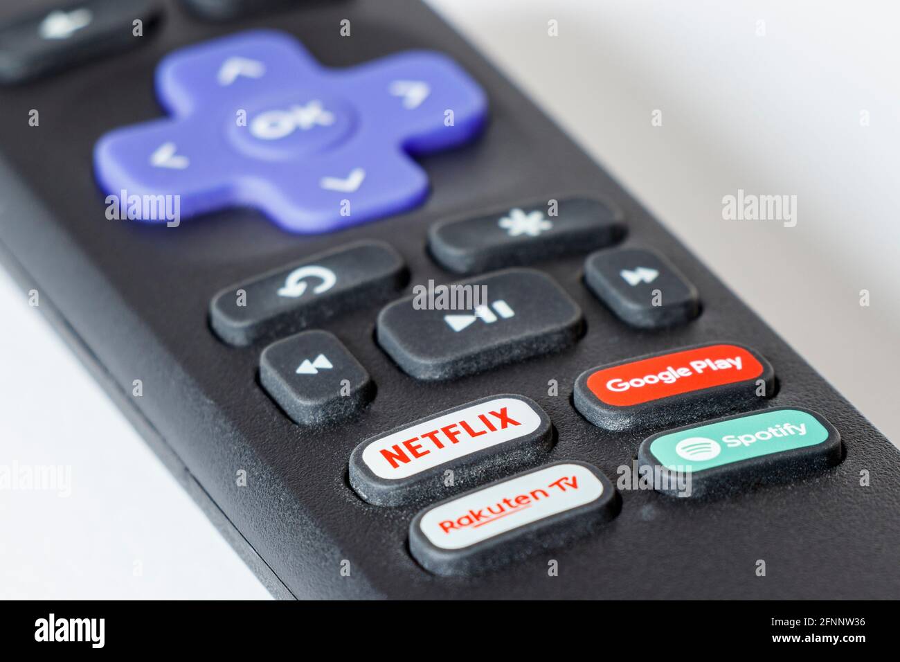 Primo piano di un telecomando TV Roku Foto Stock