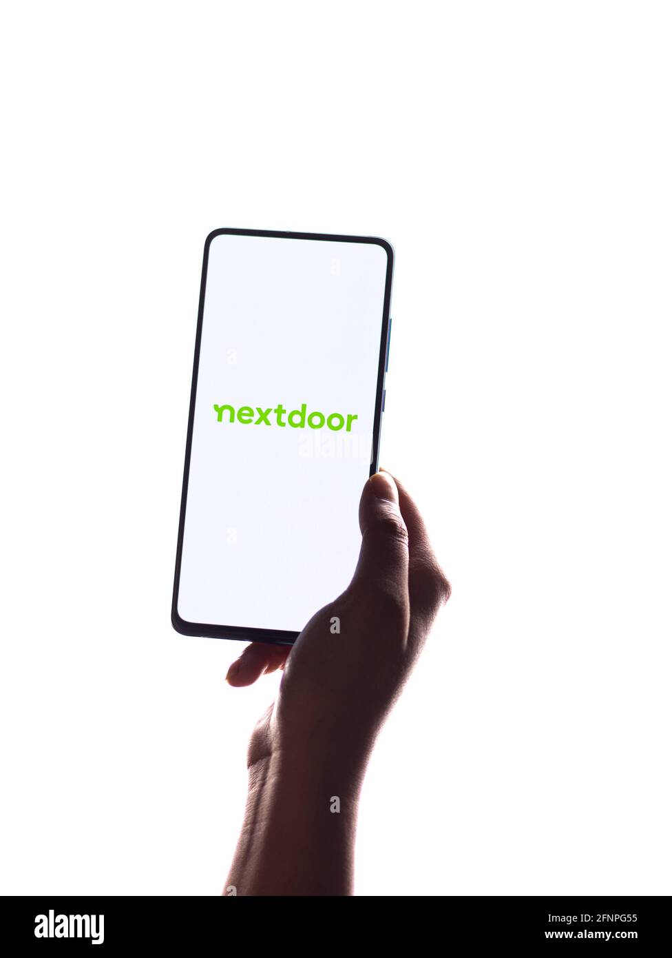 Assam, india - 18 Maggio 2021 : Logo Nextdoor sull'immagine di scorta dello schermo del telefono. Foto Stock