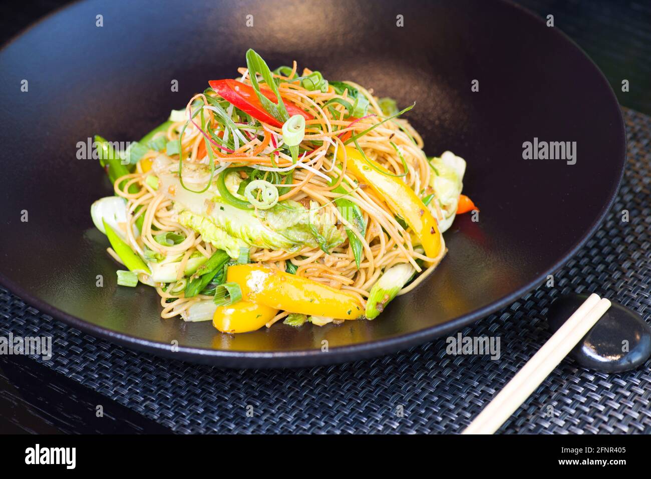 Spaghetti con le verdure Foto Stock
