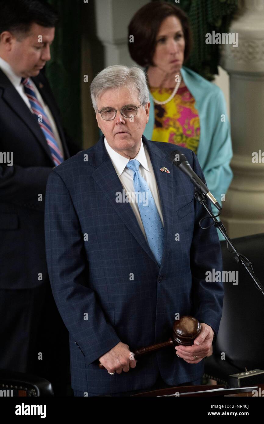 Azione del Senato del Texas su Lunedi, 17 maggio 2021 mostrando il Lt. Gov. DaN Patrick al dais. Foto Stock