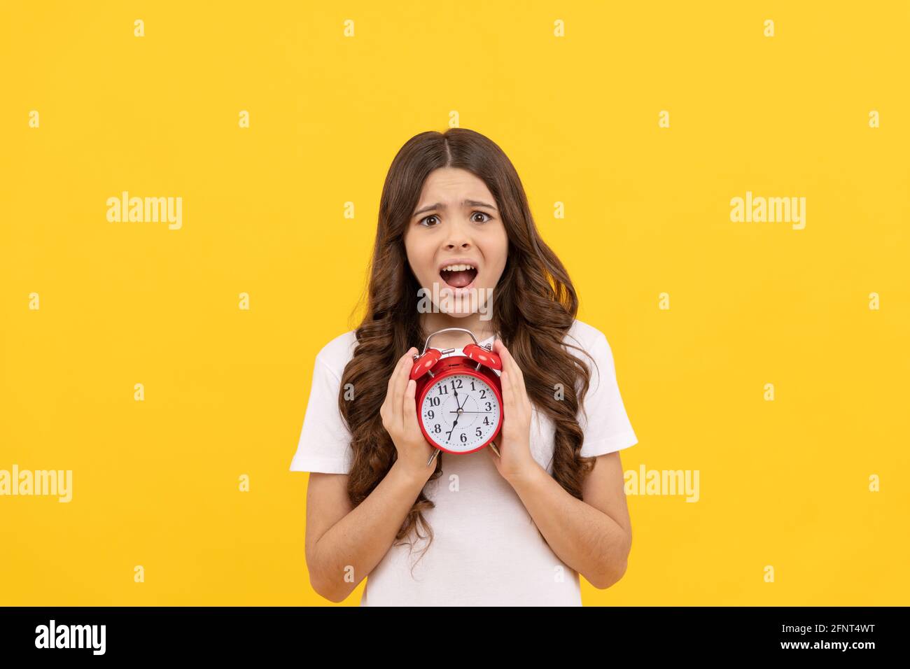 allarme retro confusionale "child hold" che mostra l'ora, in ritardo Foto Stock