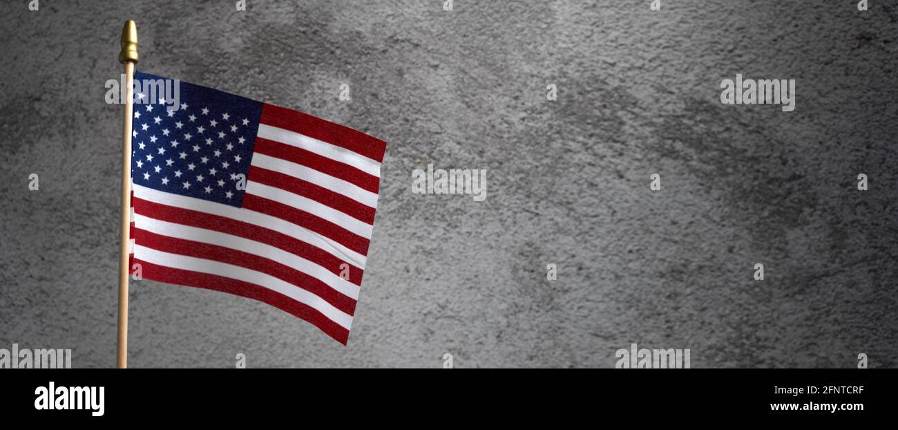Bandiera americana per il Memorial Day, il 4 luglio o il Labor Day su Dark concrete background Foto Stock