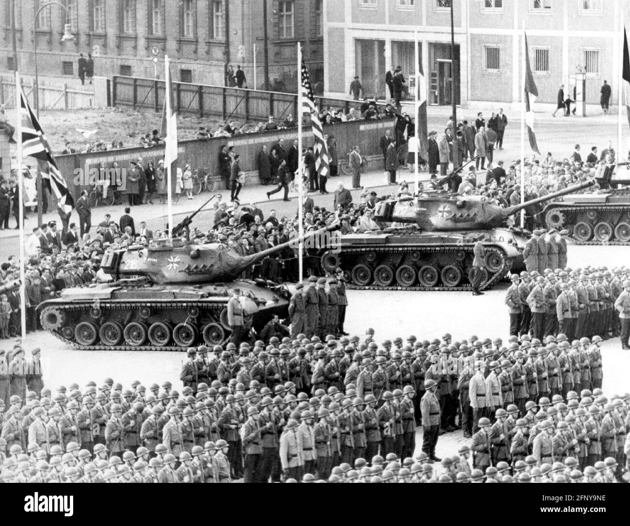 Militare, Germania, Bundeswehr, esercito, dodicesima Divisione tedesca Panzer è assegnato alle forze NATO, DIRITTI-AGGIUNTIVI-AUTORIZZAZIONE-INFO-NON-DISPONIBILE Foto Stock