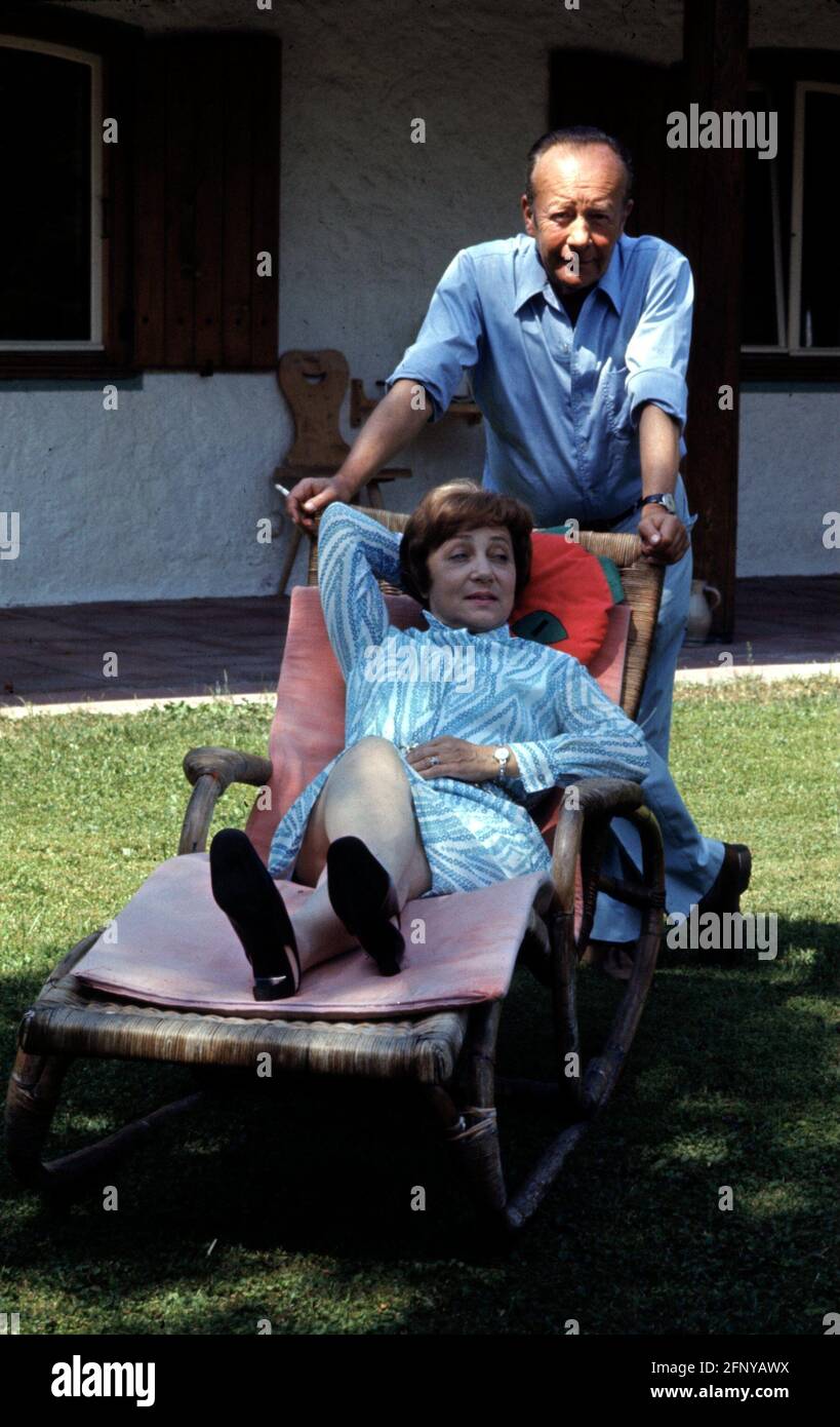 Ode, Erik, 6.11.1910 - 19.7.1983, attore tedesco, con sua moglie Hilde Volk, anni settanta, DIRITTI-AGGIUNTIVI-CLEARANCE-INFO-NON-DISPONIBILE Foto Stock