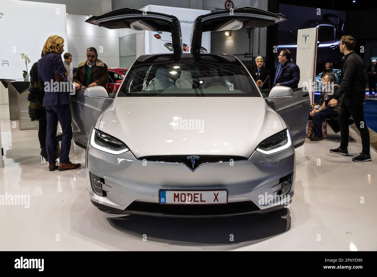 L'auto elettrica Tesla Model X è presentata al salone automobilistico Autosalon di Bruxelles Expo. Belgio - 19 gennaio 2017 Foto Stock