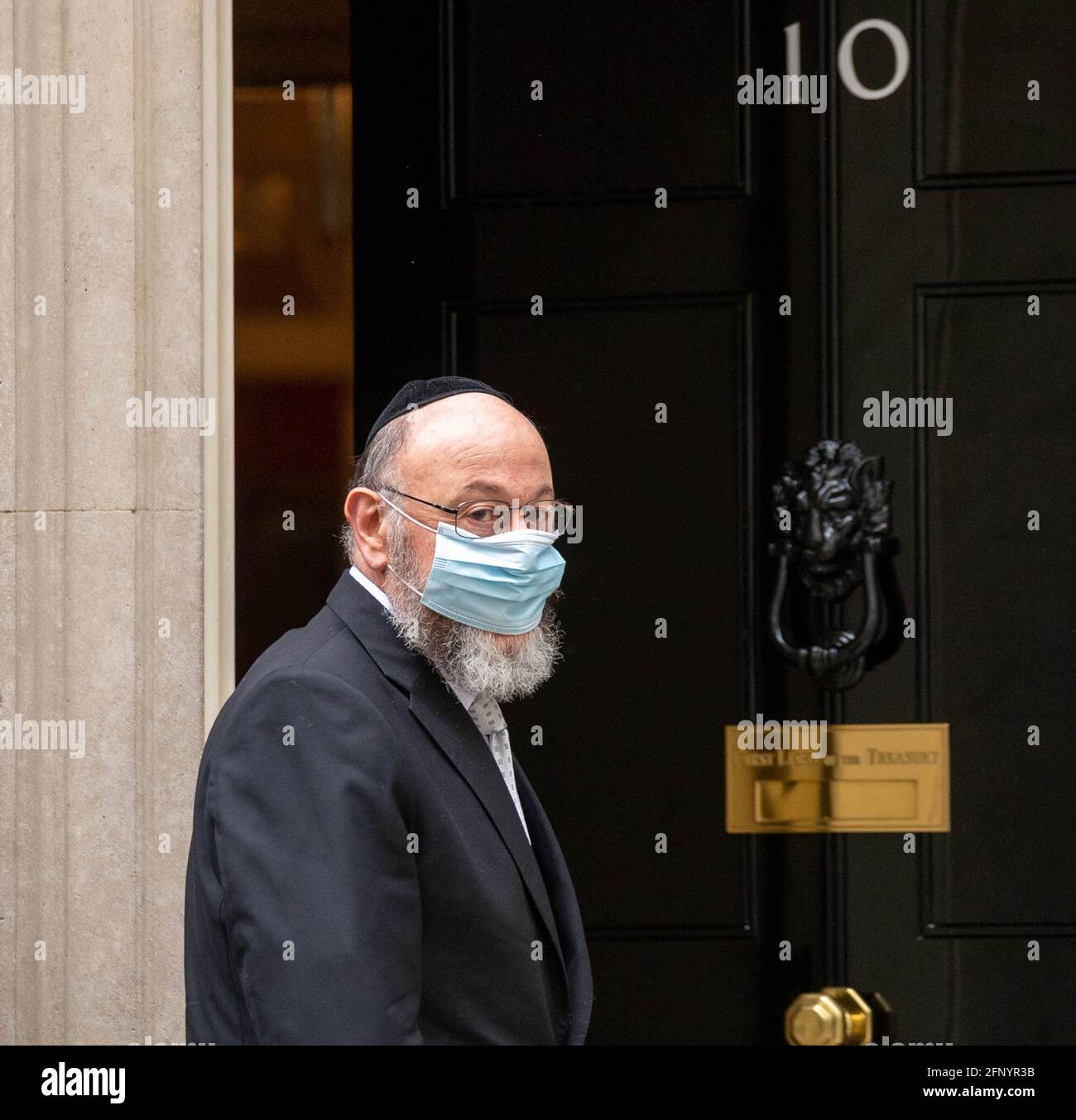 Londra, Regno Unito. 20 maggio 2021. Il Rabbino capo Ephraim Mirvis arriva a Downing Street per un incontro con Boris Johnson, il primo Ministro MP Credit: Ian Davidson/Alamy Live News Foto Stock