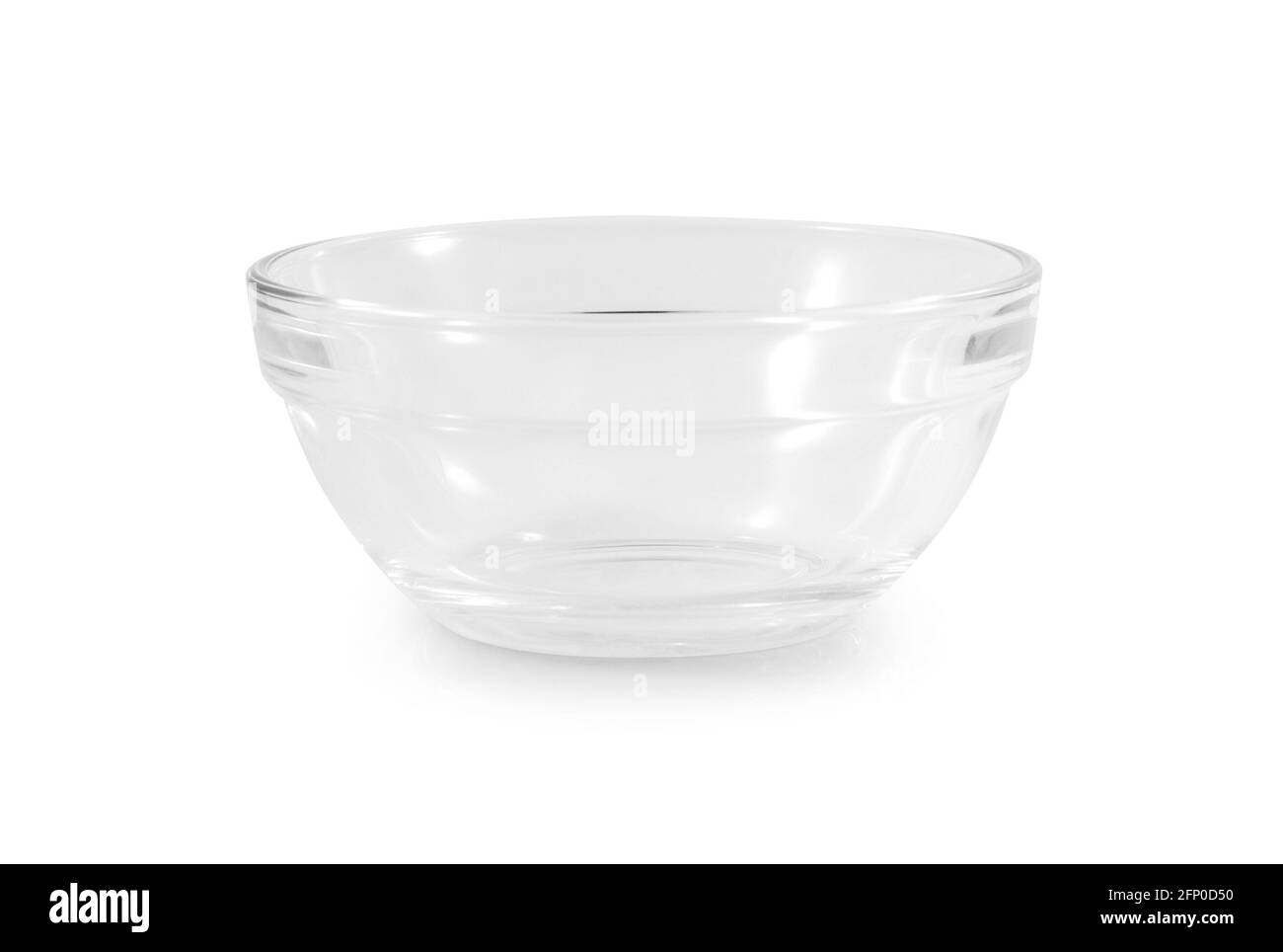 Ciotola di vetro isolato su sfondo bianco Foto Stock
