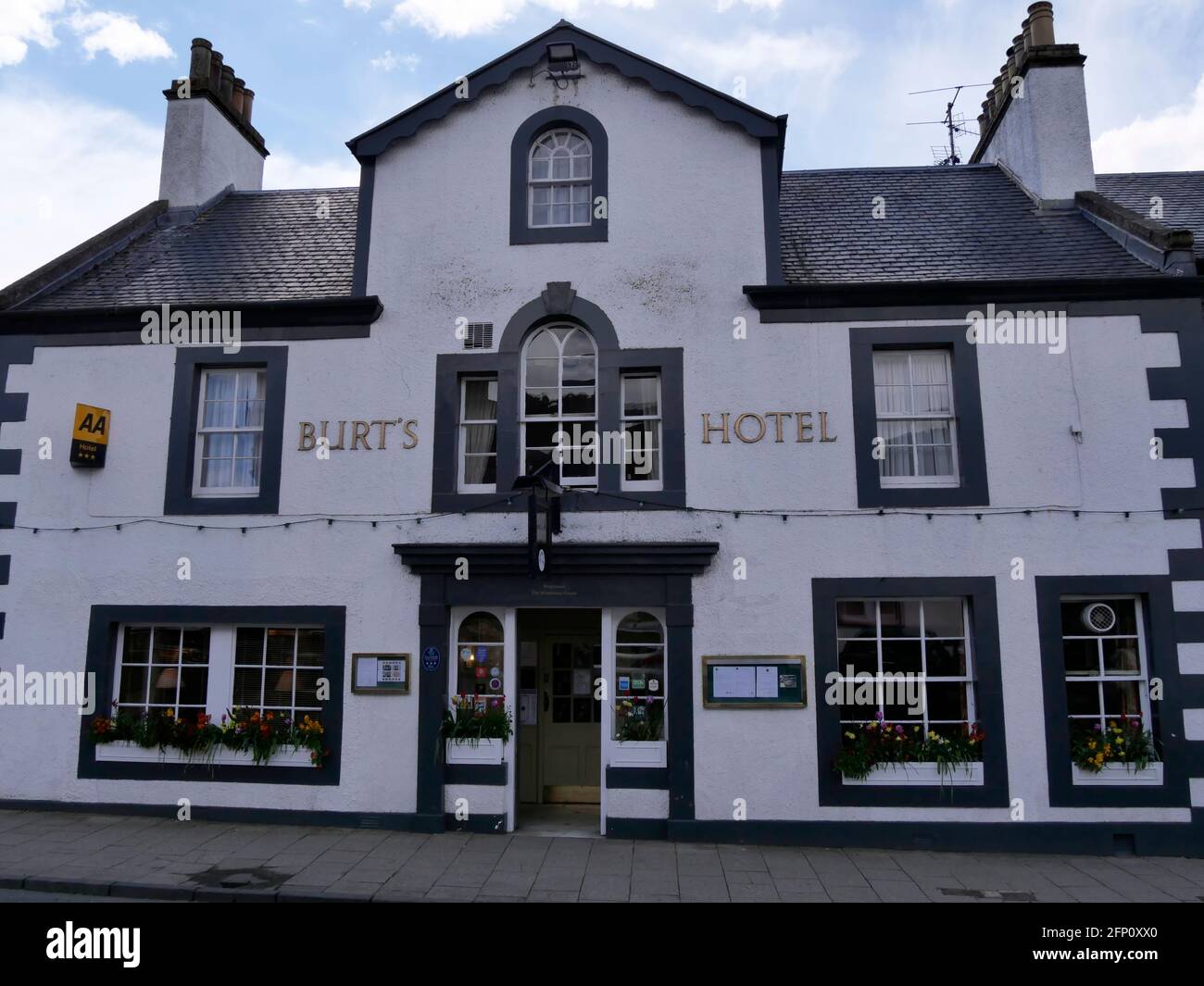 Il famoso Burts Hotel e' una ben nota istituzione di Melrose, Melrose, Scottish Borders, Scotland, UK Foto Stock
