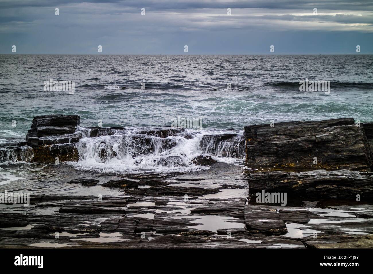 La vista di un bay shore a Cape Elizabeth, Maine Foto Stock