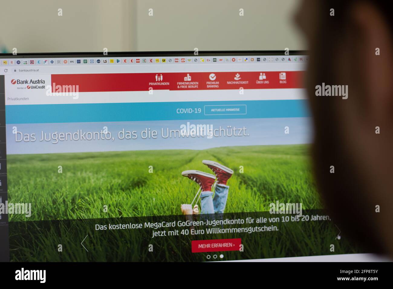 New York, USA - 1 maggio 2021: Sito web della Bank Austria sullo schermo, editoriale illustrativo Foto Stock