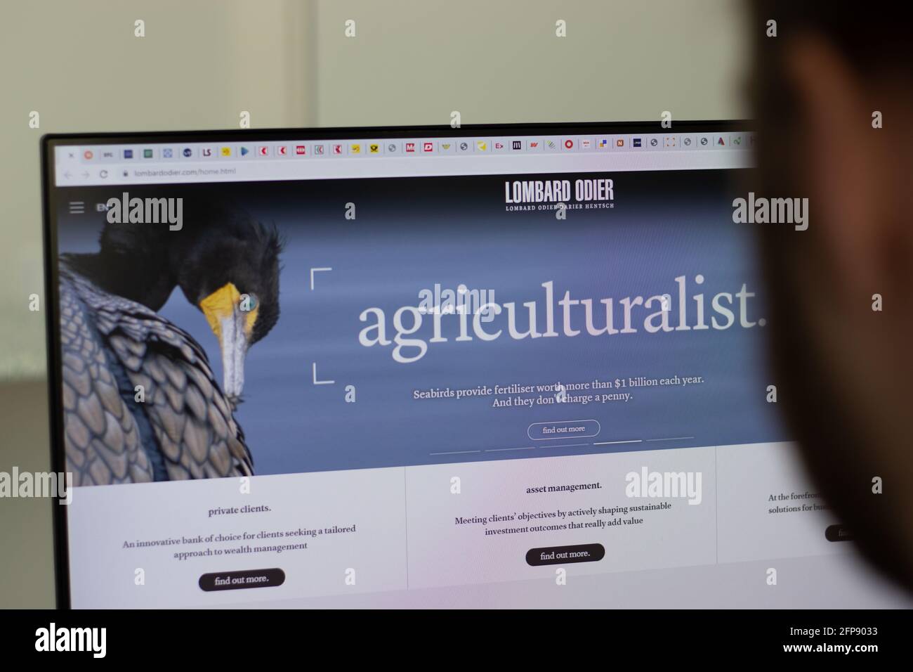 New York, USA - 1 maggio 2021: Sito web della società Bank Lombard Odier su schermo, editoriale illustrativo Foto Stock