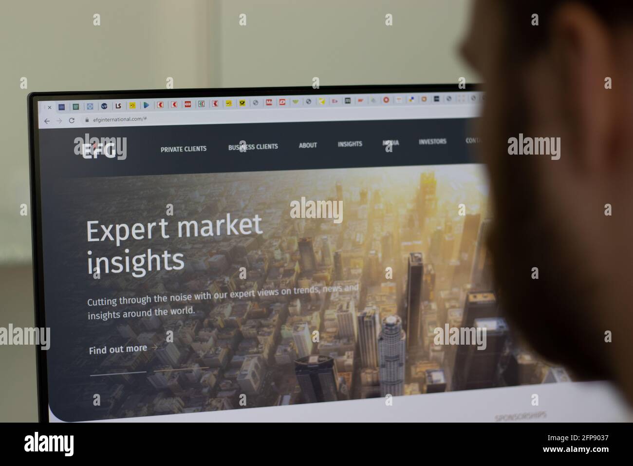 New York, USA - 1 maggio 2021: Sito web della EFG International Company su schermo, Editoriale illustrativo Foto Stock