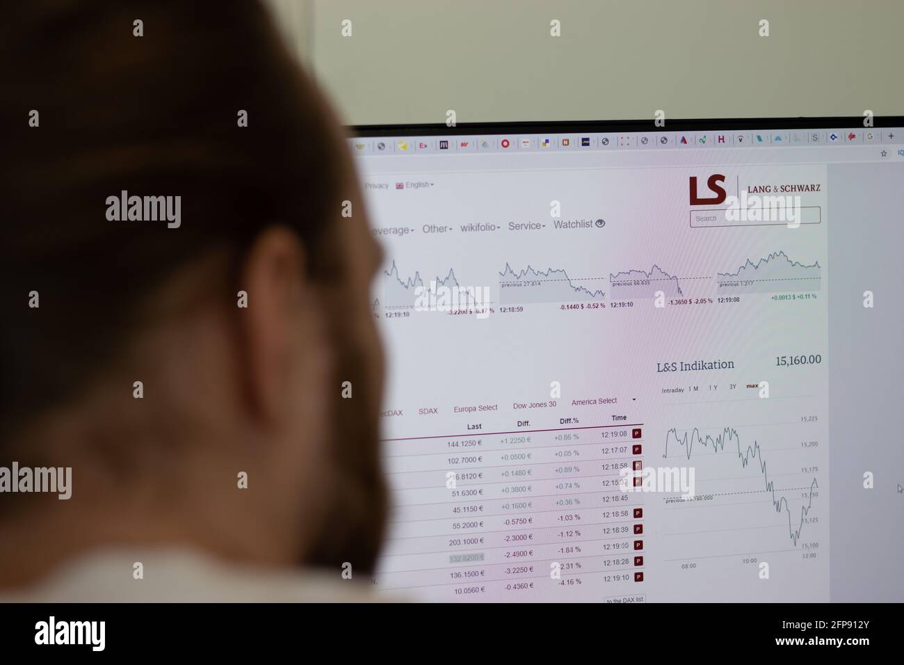 New York, USA - 1 maggio 2021: Sito web della società lang Schwarz su schermo, Editoriale illustrativo Foto Stock