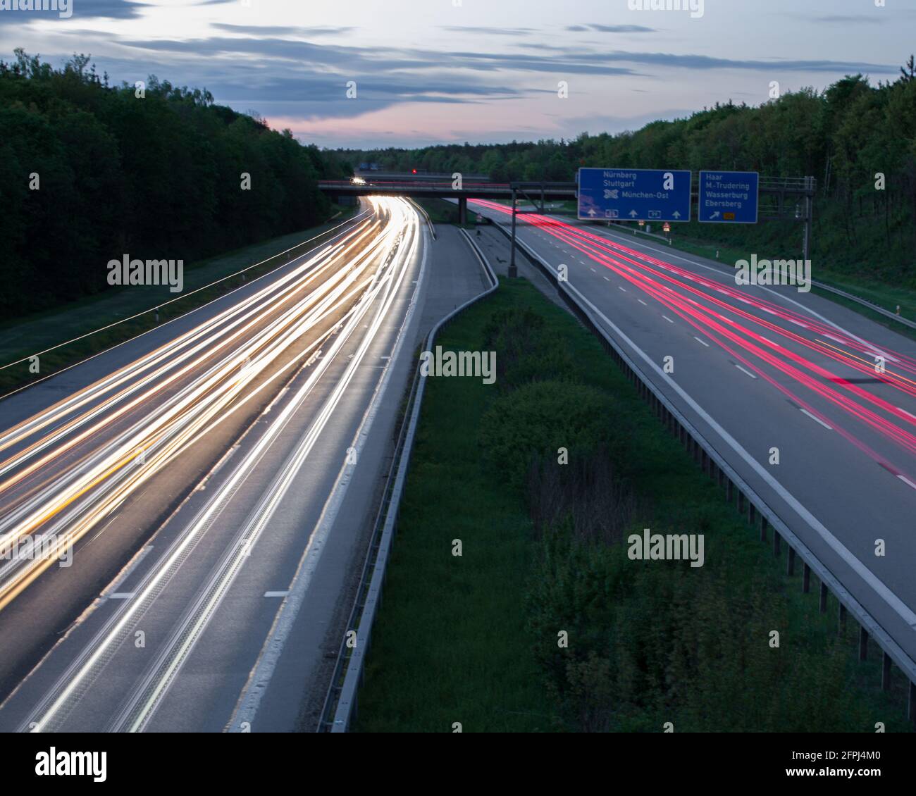 Autostrada lucente immagini e fotografie stock ad alta risoluzione - Alamy