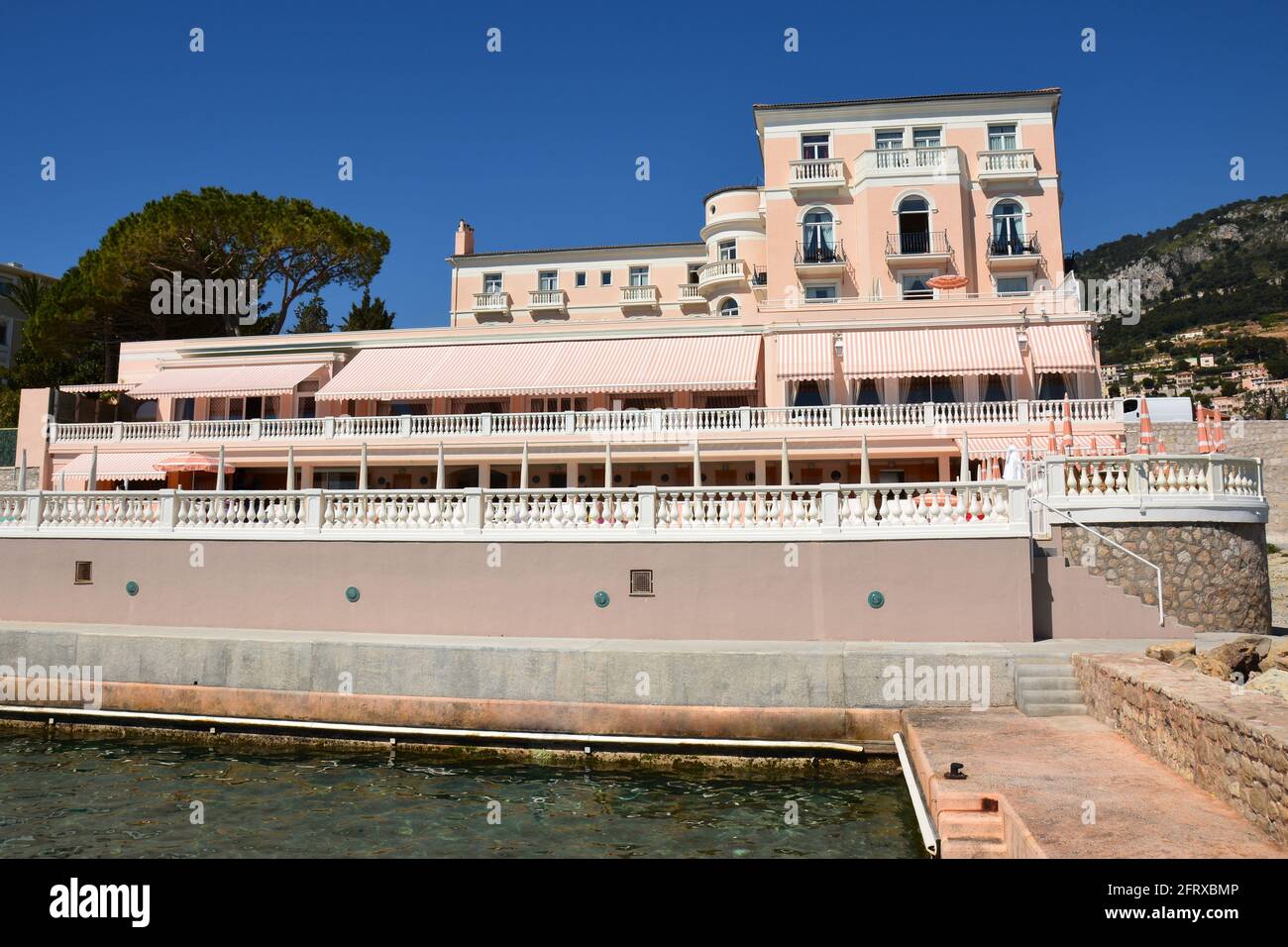 Francia, Alpes Maritimes, Beaulieu, l'hotel la Reserve è un hotel 5 stelle di lusso, molto rinomato, di 39 camere e suite in un ambiente eccellente Foto Stock