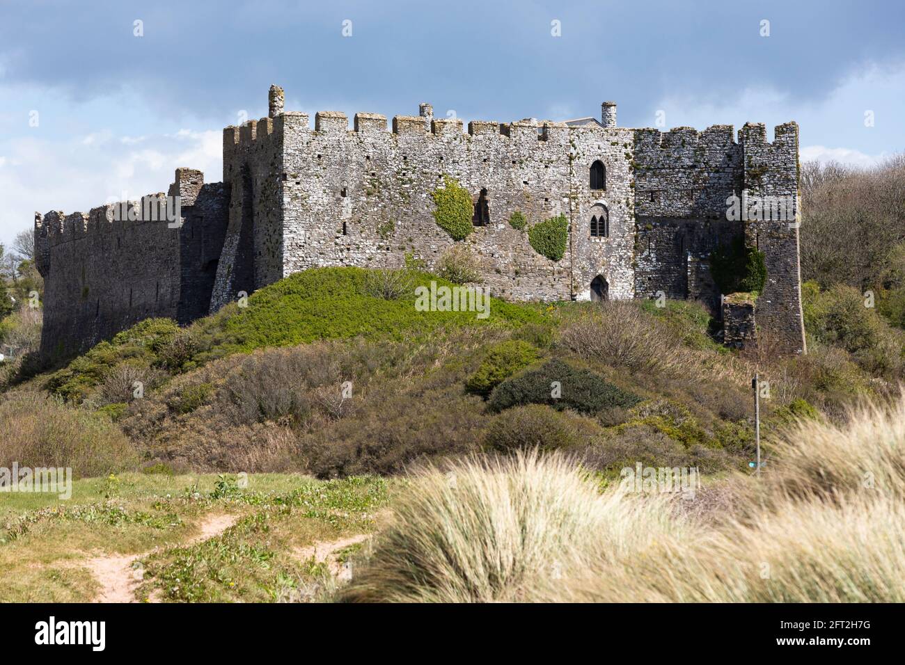 Castello di Manorbier vicino a Tenby, Pembrokeshire, Galles Foto Stock