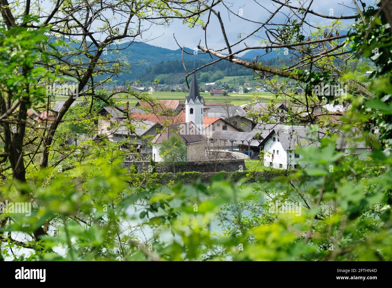 Vista di Kompolje vicino Sevnica, Slovenia Foto Stock