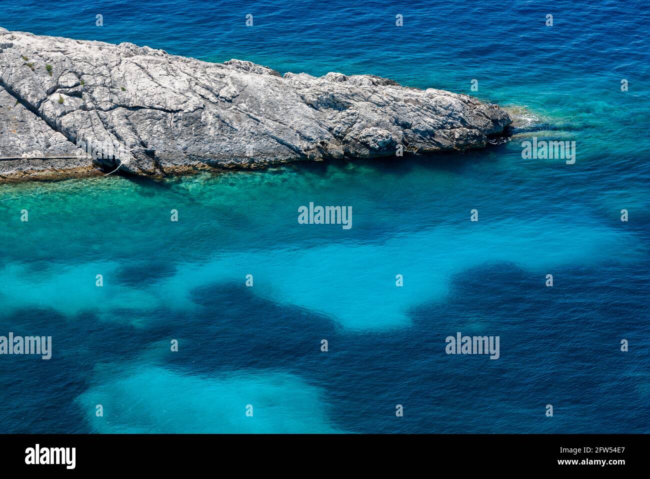 Baia di Zarace in estate, isola di Hvar, Dalmazia, Croazia Foto Stock