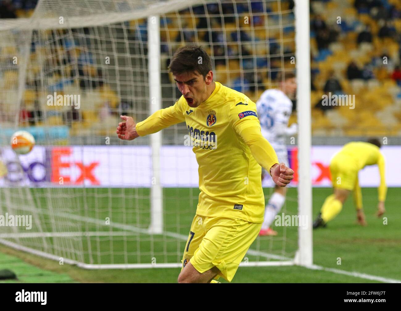 KIEV, UCRAINA - 11 MARZO 2021: Gerard Moreno di Villarreal reagisce dopo che la sua squadra ha segnato un gol durante la partita UEFA Europa League contro Dynamo Kyiv allo stadio NSC Olimpiyskyi. Villarreal ha vinto 2-0 Foto Stock