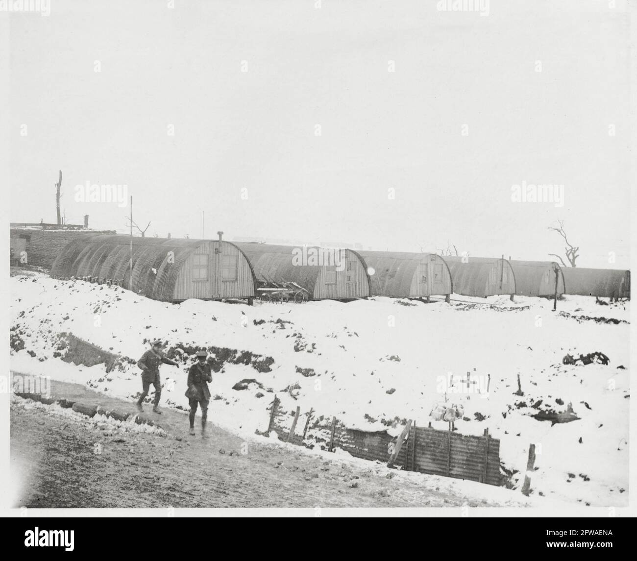 Prima guerra mondiale, prima guerra mondiale, fronte occidentale - un campo di rifugio Nissen, Francia Foto Stock