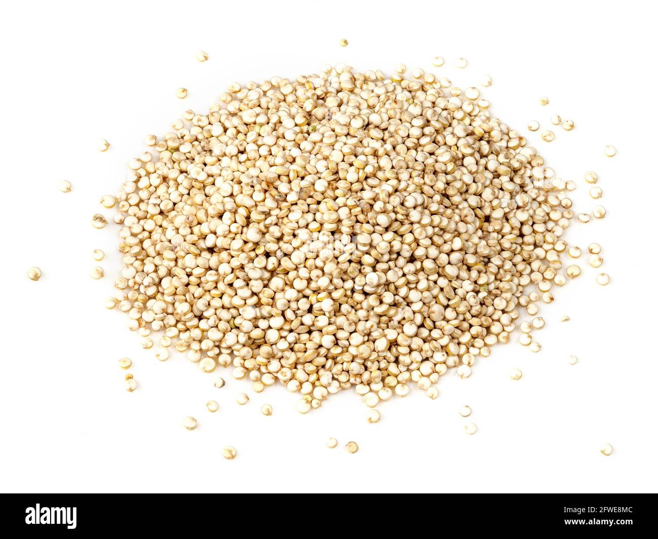 manciata di semi di quinoa primo piano su sfondo bianco Foto Stock