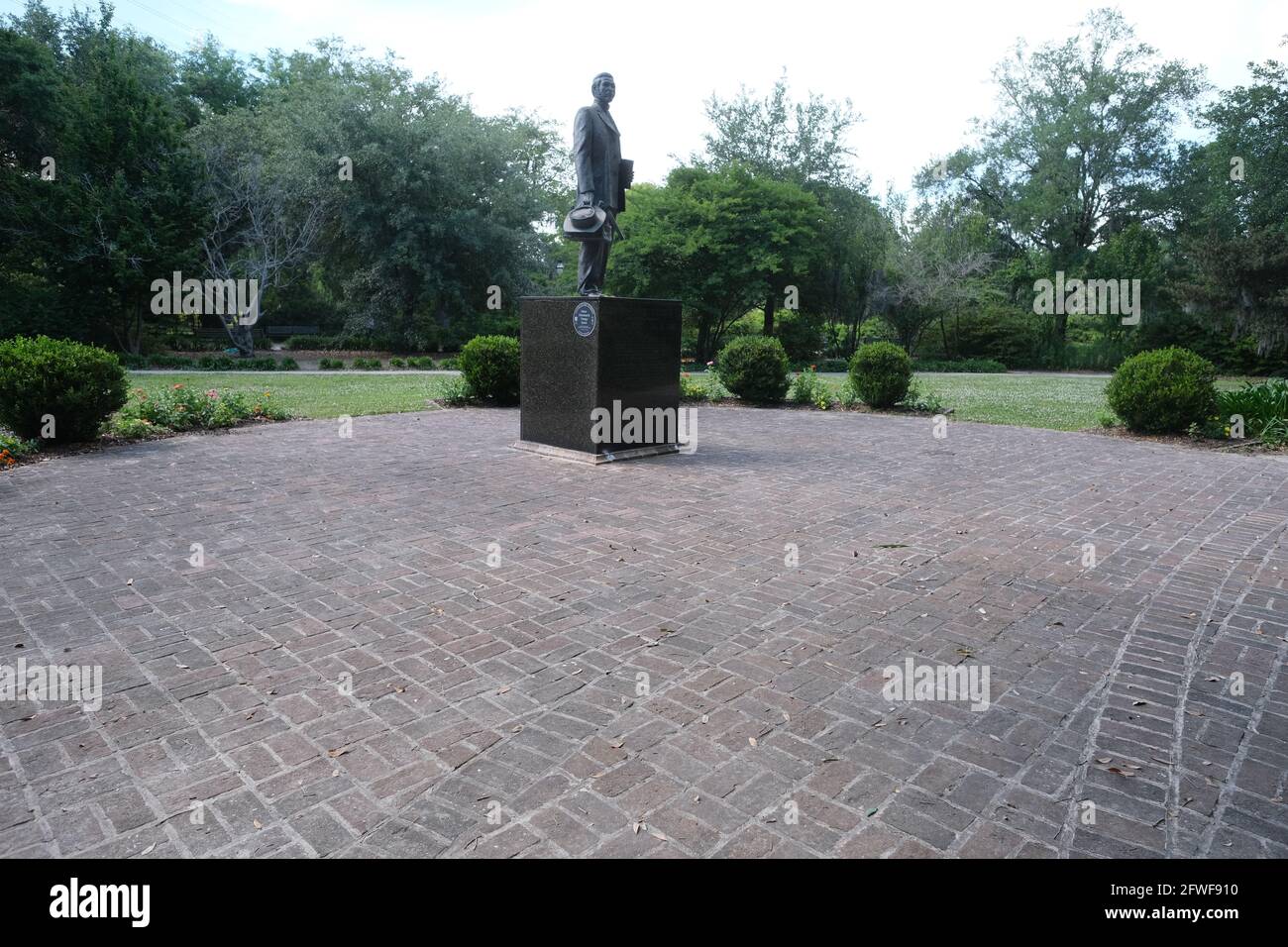 Statura del primo rivoluzionario Danimarca Vesey che ha guidato la rivolta degli schiavi ed è stato impiccato in 1752 ai giardini di White Point a Charleston, SC Foto Stock