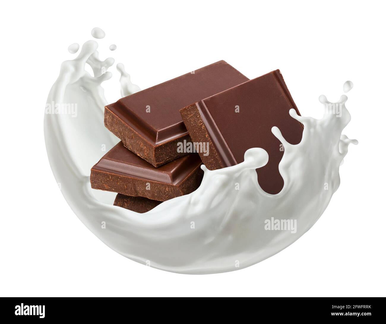 Pezzi di barretta di cioccolato con spruzzi di latte isolato su bianco sfondo con tracciato di ritaglio Foto Stock Pezzi di barretta di cioccolato con spruzzi di latte isolato su bianco sfondo con tracciato di ritaglio Foto Stock