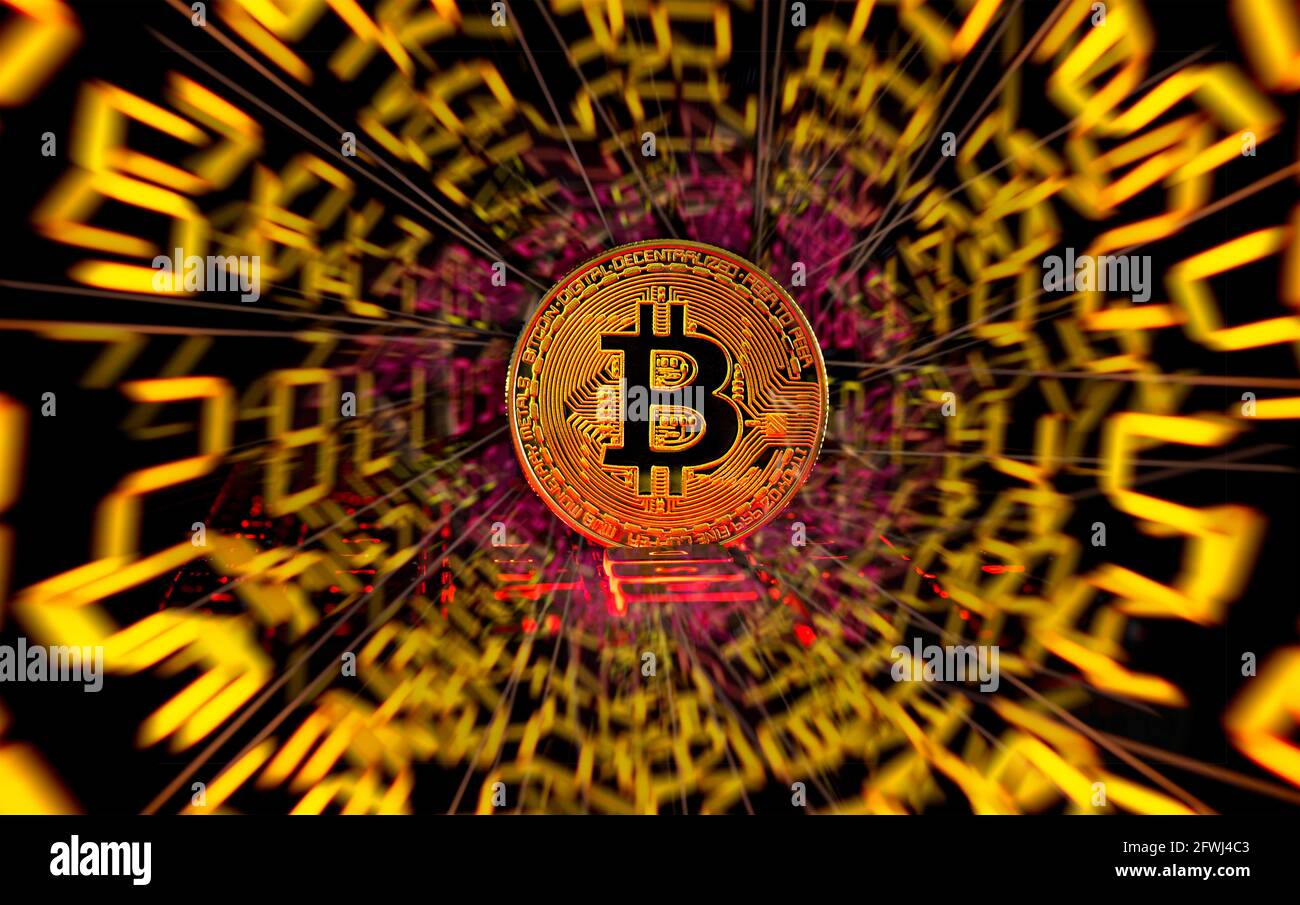Moneta crypto moneta Golden bitcoin su sfondo a matrice con numero digitale intorno ad essa. Principale valuta digitale importante per il futuro. Foto Stock