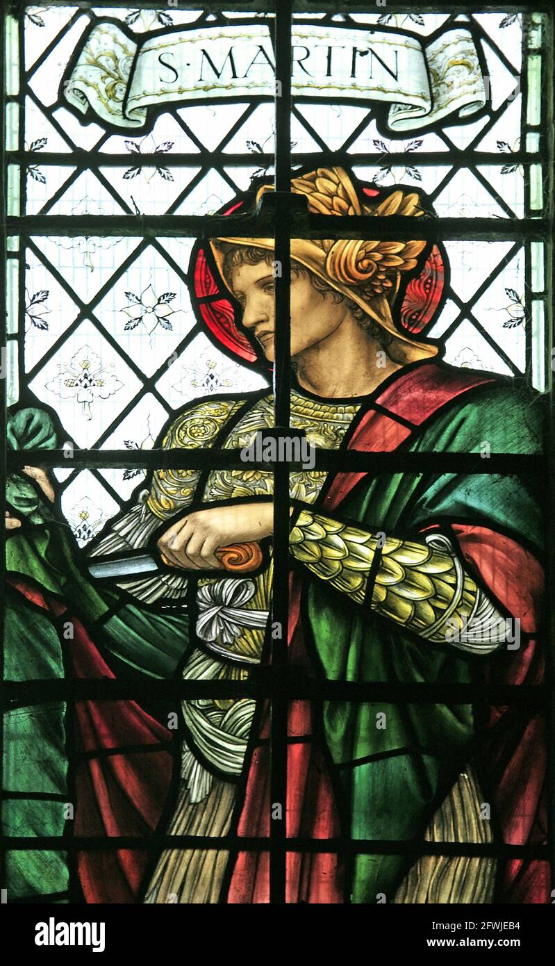 Vetrate raffiguranti St Martin of Tours di Sir Edward Burne-Jones/Morris & Co., Bloxham Church, Oxfordshire, Inghilterra Foto Stock
