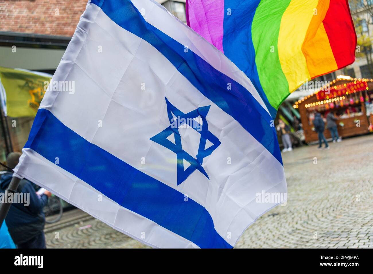 2021. Mai 22 Kiel, in der Innenstadt von Kiel fand heute eine Demonstration unter dem Titel „Solidarität mit Israel" statt. Foto Stock