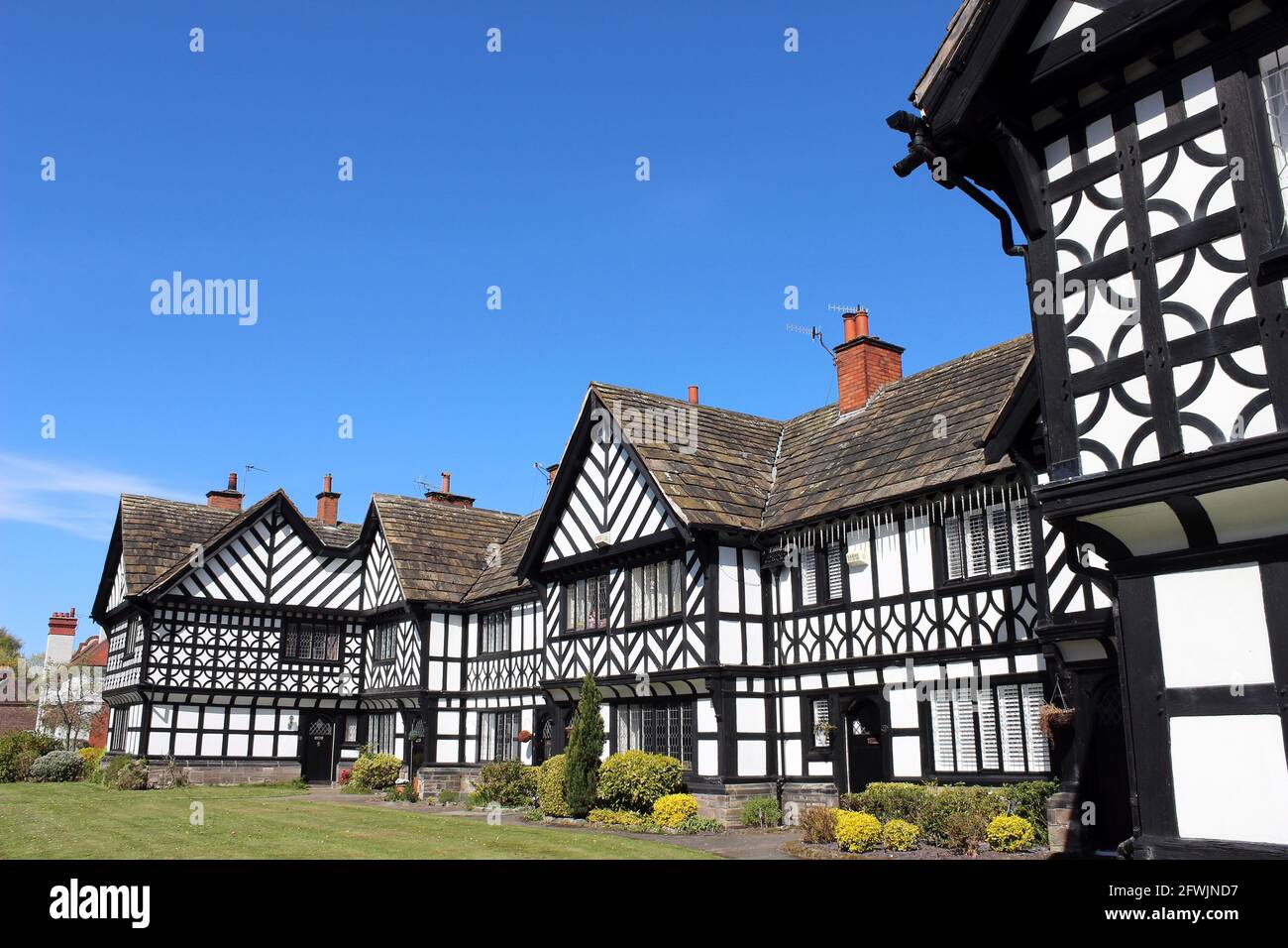 Mock Tudor architettura in Port Sunlight Model Village, Wirral, Regno Unito Foto Stock
