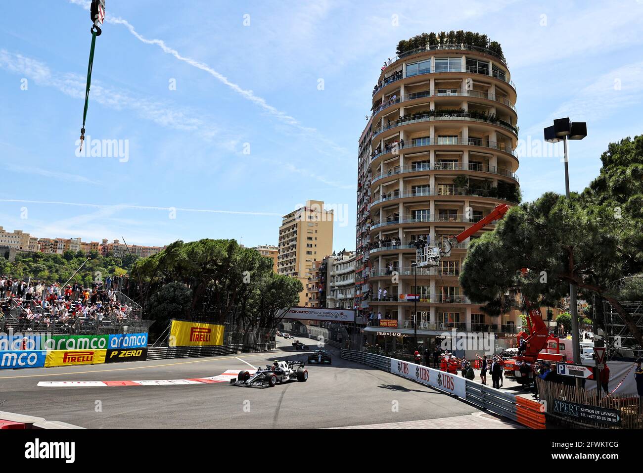 Monte Carlo, Monaco. 23 maggio 2021. Pierre Gasly (fra) AlphaTauri AT02. Gran Premio di Monaco, domenica 23 maggio 2021. Monte Carlo, Monaco. Credit: James Moy/Alamy Live News Foto Stock