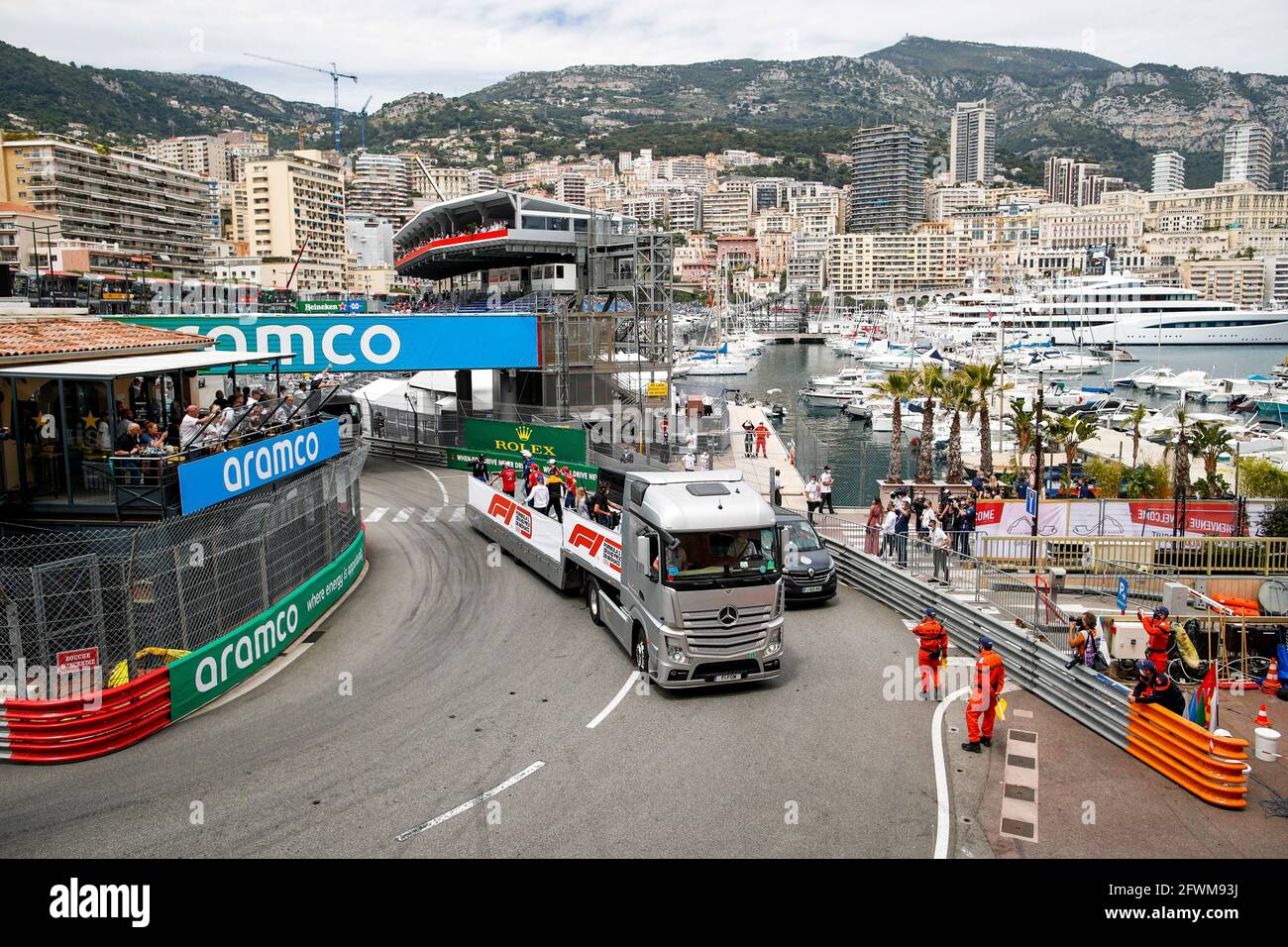 Monte-Carlo, Monaco. 23 maggio 2021. Sfilata piloti, Gran Premio di F1 di Monaco al circuito di Monaco il 23 maggio 2021 a Monte-Carlo, Monaco. (Foto di HOCH ZWEI) Credit: dpa/Alamy Live News Foto Stock